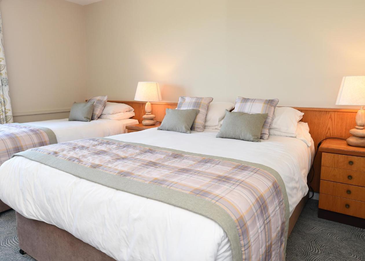 Hotel Whispering Pines Crosshaven Exterior foto