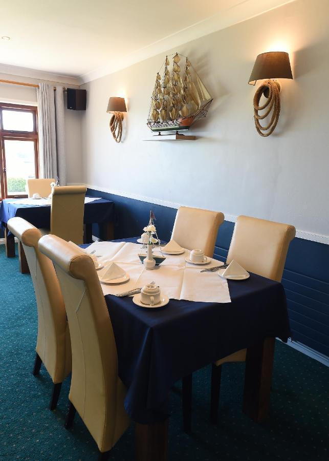 Hotel Whispering Pines Crosshaven Exterior foto